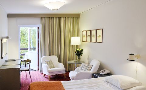Ariston Hotell